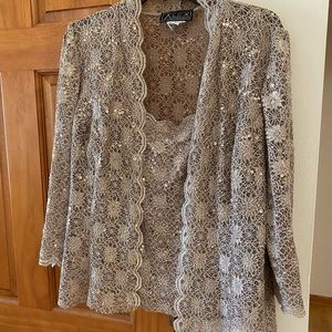 ALEX EVENINGS GOLD Sequin Gold Top with Camisole Womens Large